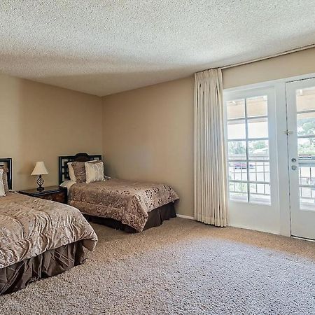 Cozy 2 Bedroom Condo With Golf Course Views Mesa Kültér fotó